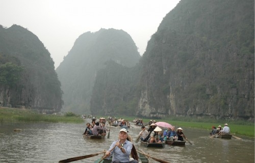 PERFUME PAGODA 1 DAY TRIP